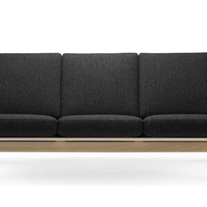 Hans Wegner sofa GE 290 fra Getama - Aisen møbler