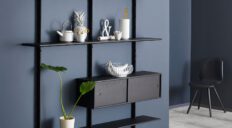 PBJ Designhouse reol Less - Aisen møbler