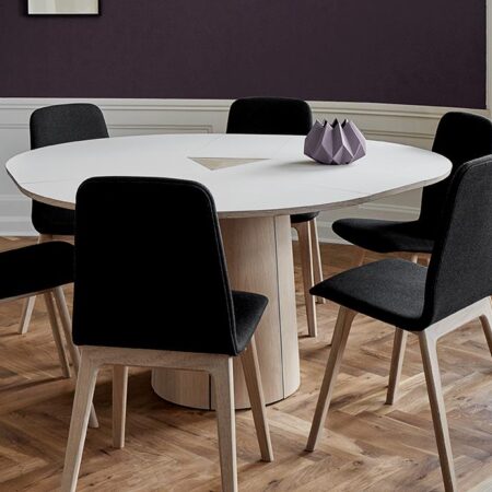 Skovby spisebord 33 hvid - Aisen møbler