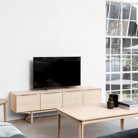 Skovby tvbord eg - Aisen møbler