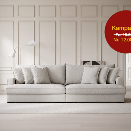 Stilren og komfortabel lounge/flydersofa. Helena en relativ ny sofa i vores sortiment, som hurtigt er blevet en af vore bestsellere. Lige nu kører vi kampagnetilbud på Helena 244x110 cm. til 12.000,-(Før 15.600,-). Helena sofaen fås i mange forskellige farver og stoffer.